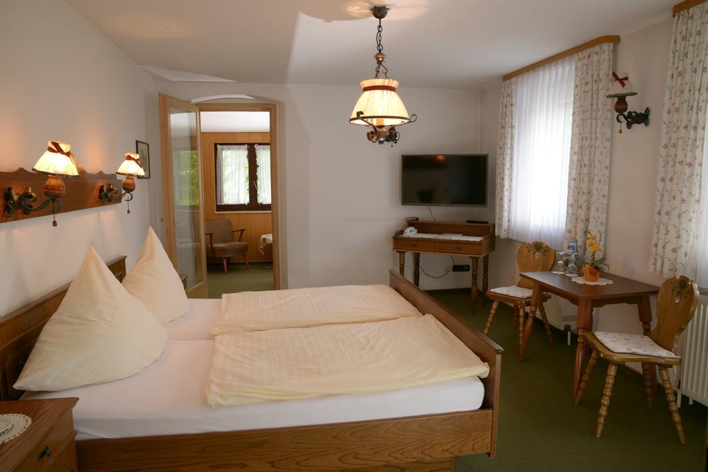 Pension & Metzgerei Friedrich Trebgast Номер фото